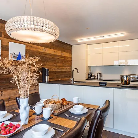 Petit Apartment *